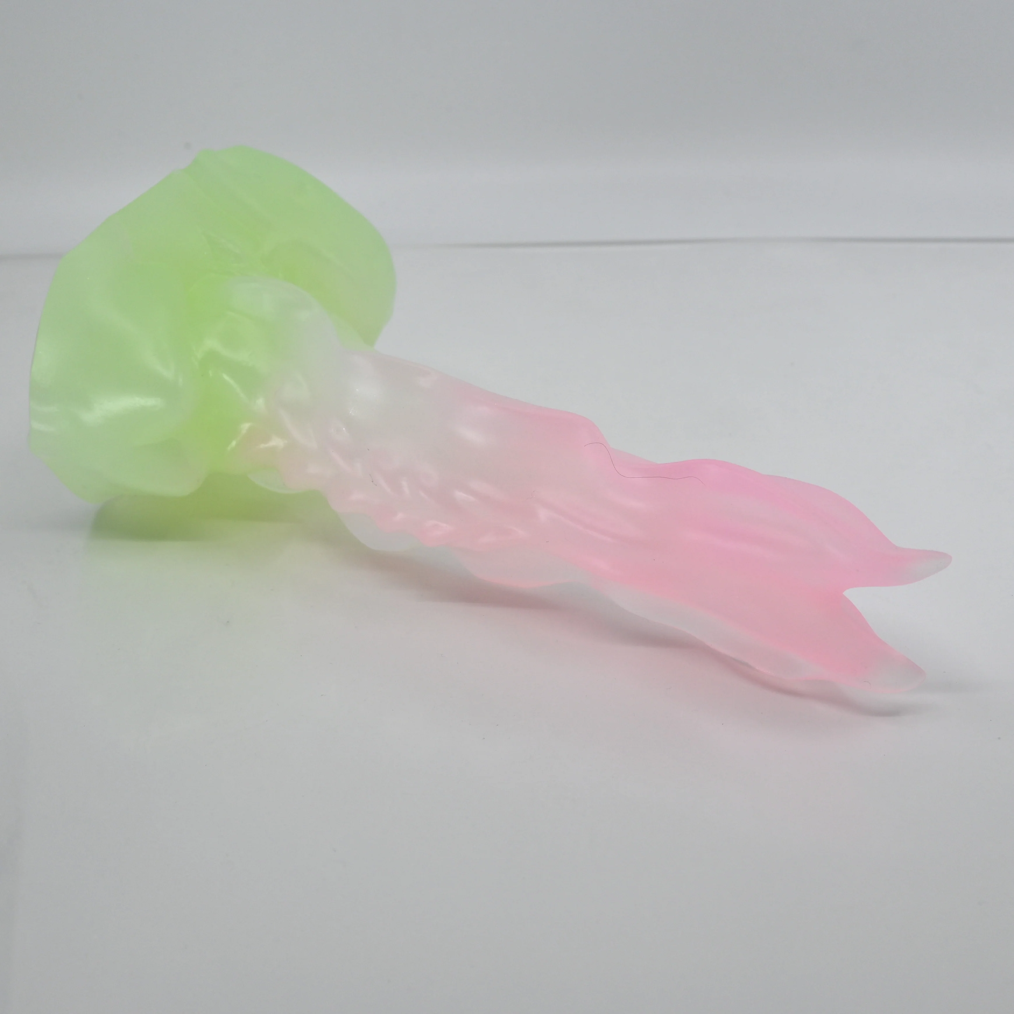 V2NCF92 Snark's Maw Small NC 0045 UV GITD - Image 2