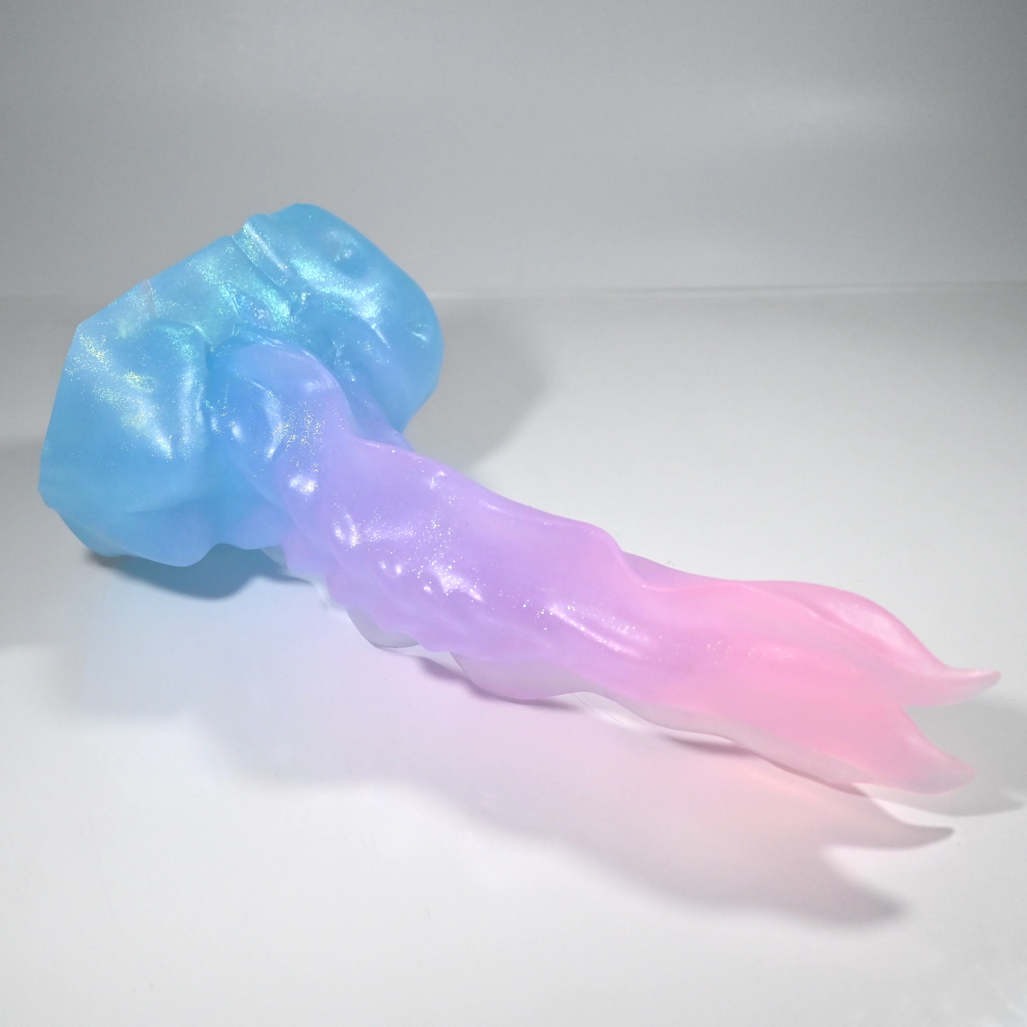 V2TDS64 Snark's Maw Small NC 0031 UV CS
