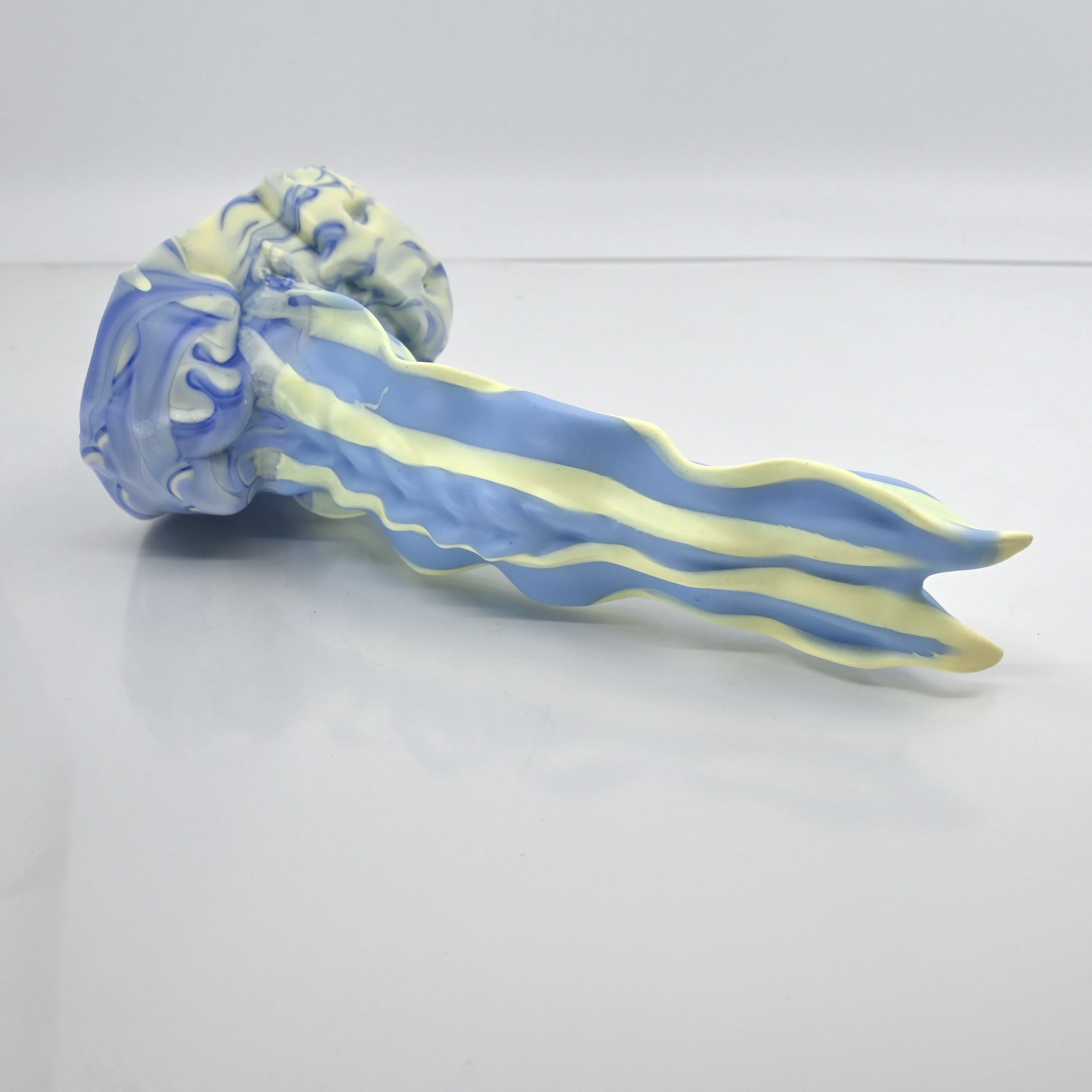 V2SCP25 Snark's Maw Small 0030 UV GITD - Image 2