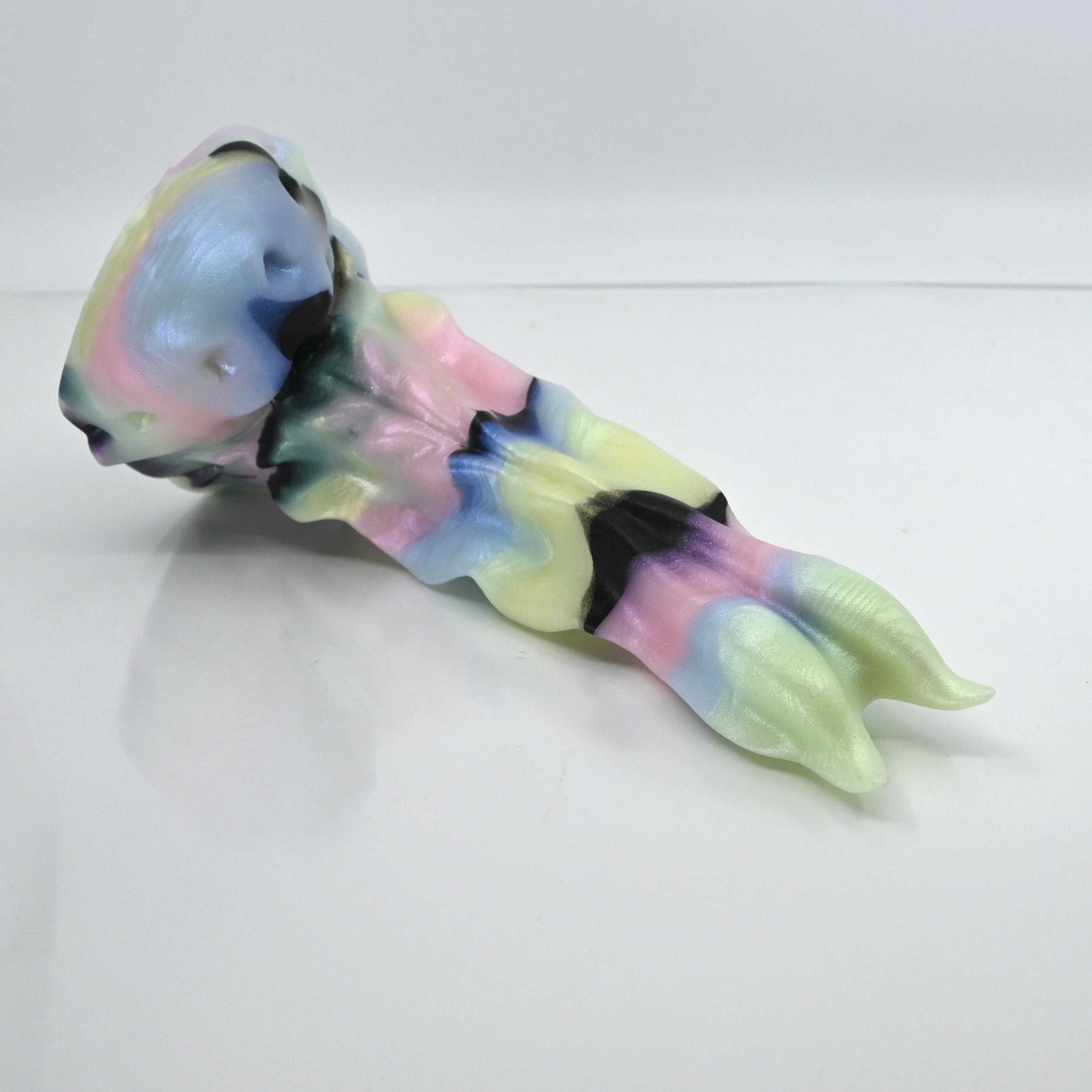 V2SCP21 Snark's Maw Small 0030 UV
