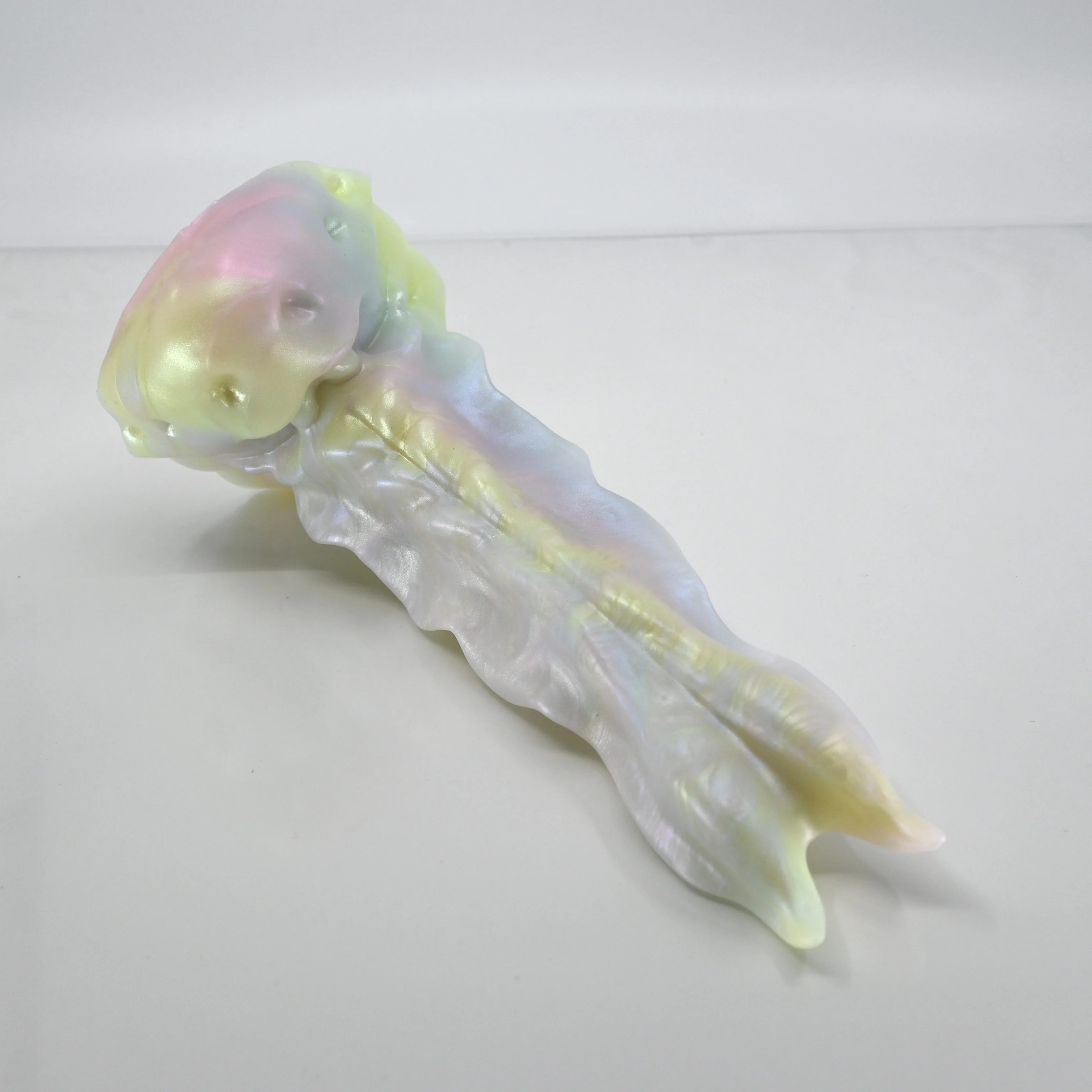 V2MBL98 Snark's Maw Small 0050 UV