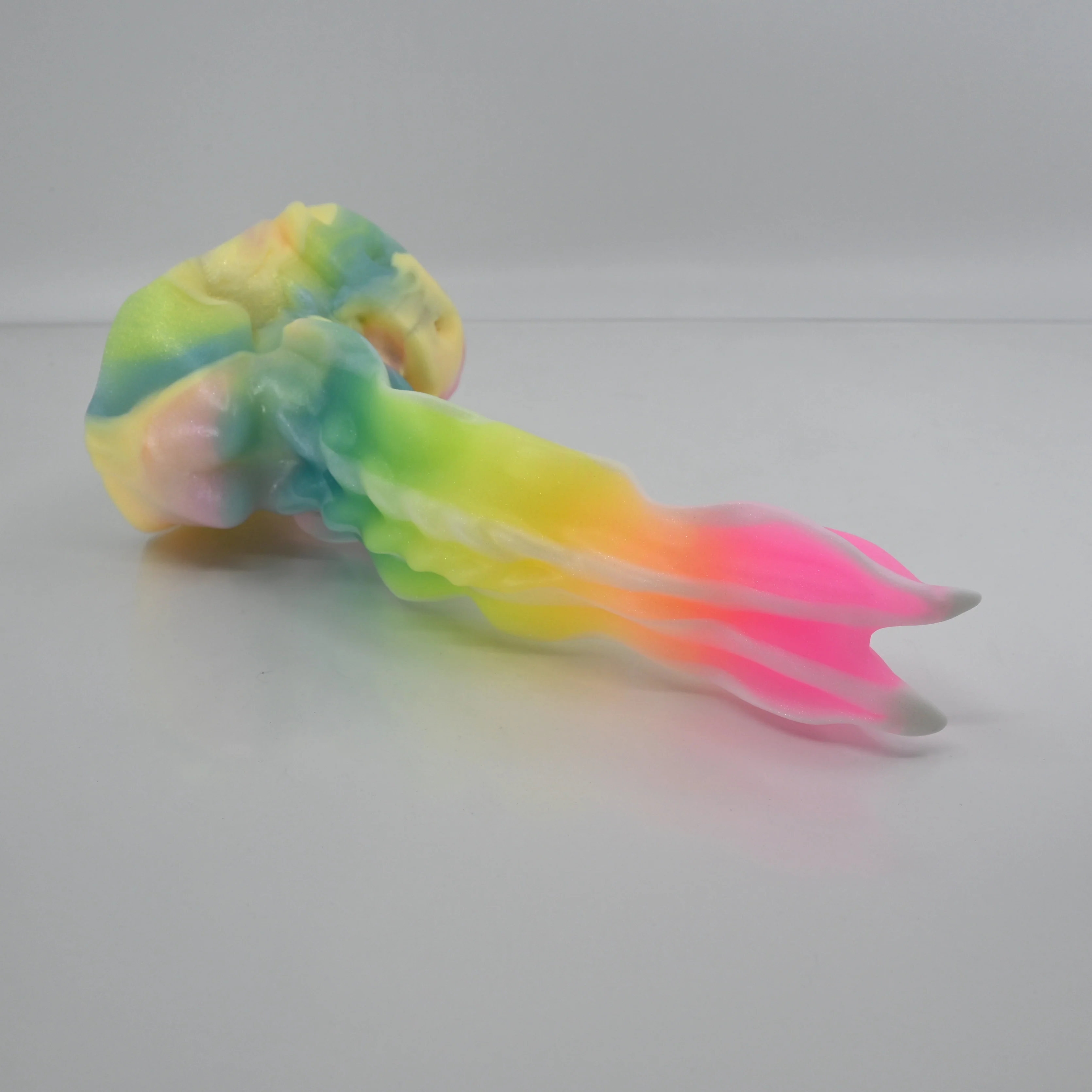 V2SCR93 Snark's Maw Small 0030 UV GITD - Image 2
