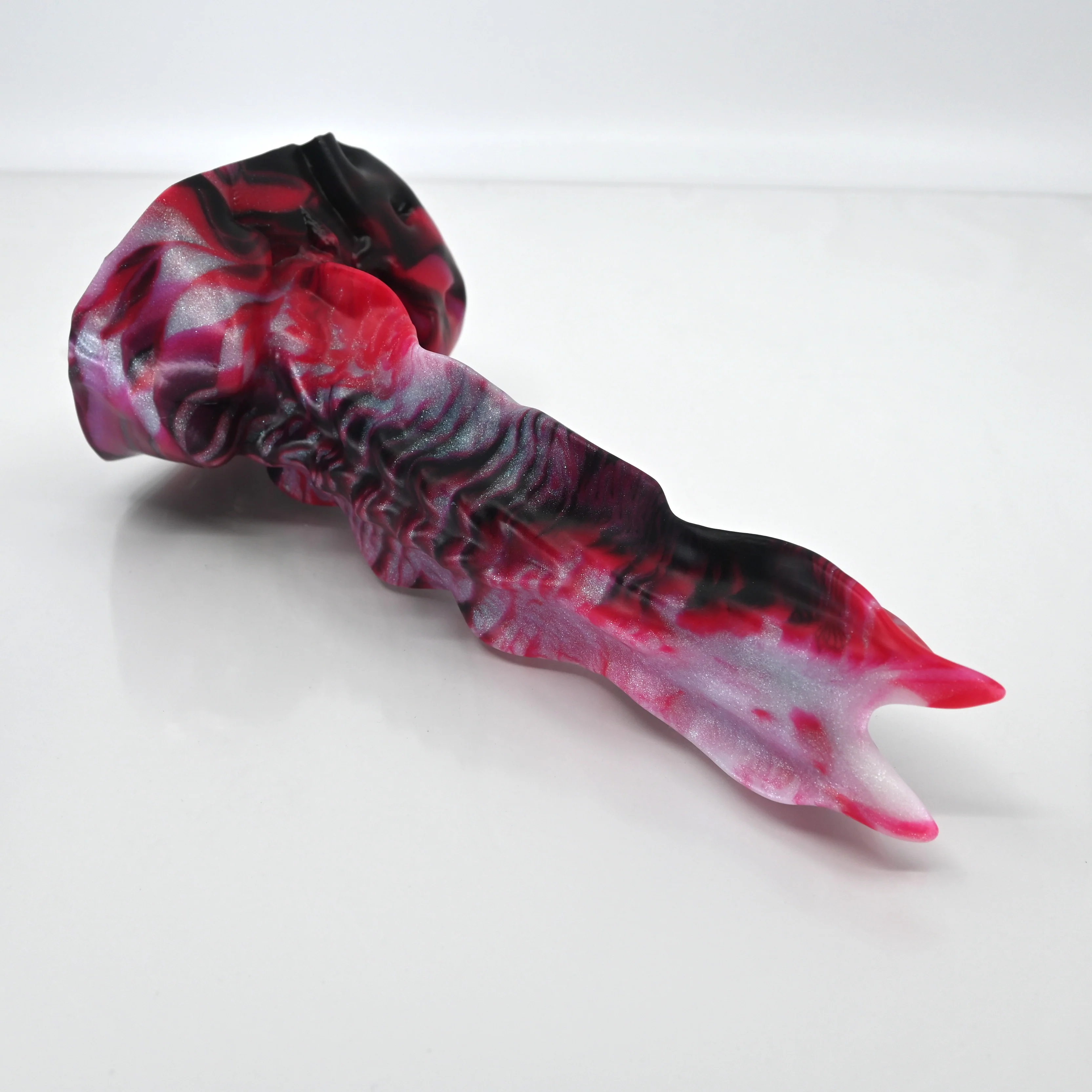 V2MBQ47 Snark's Maw Small 0050 UV GITD - Image 2