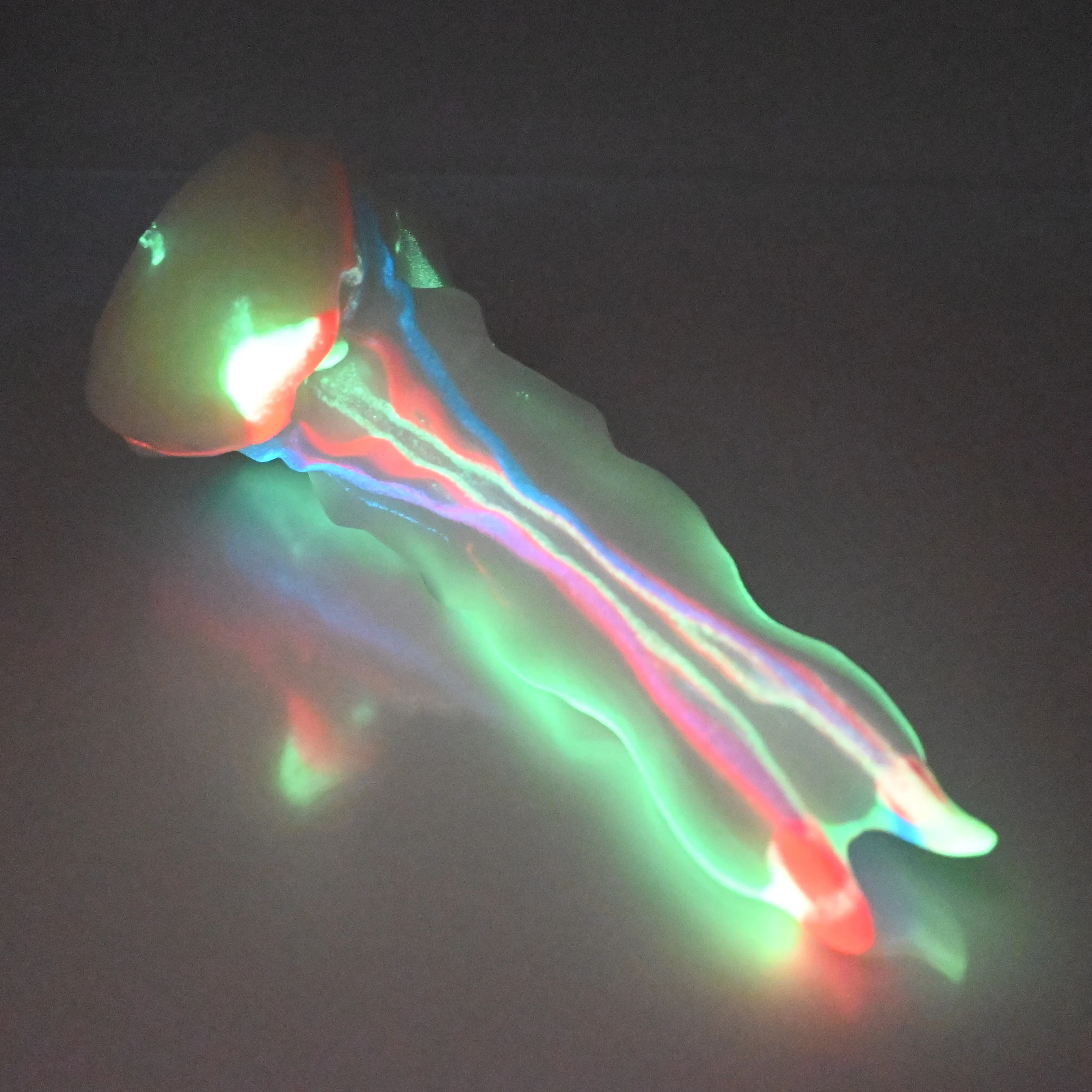 V2SBQ42 Snark's Maw Small 0030 UV GITD - Image 4