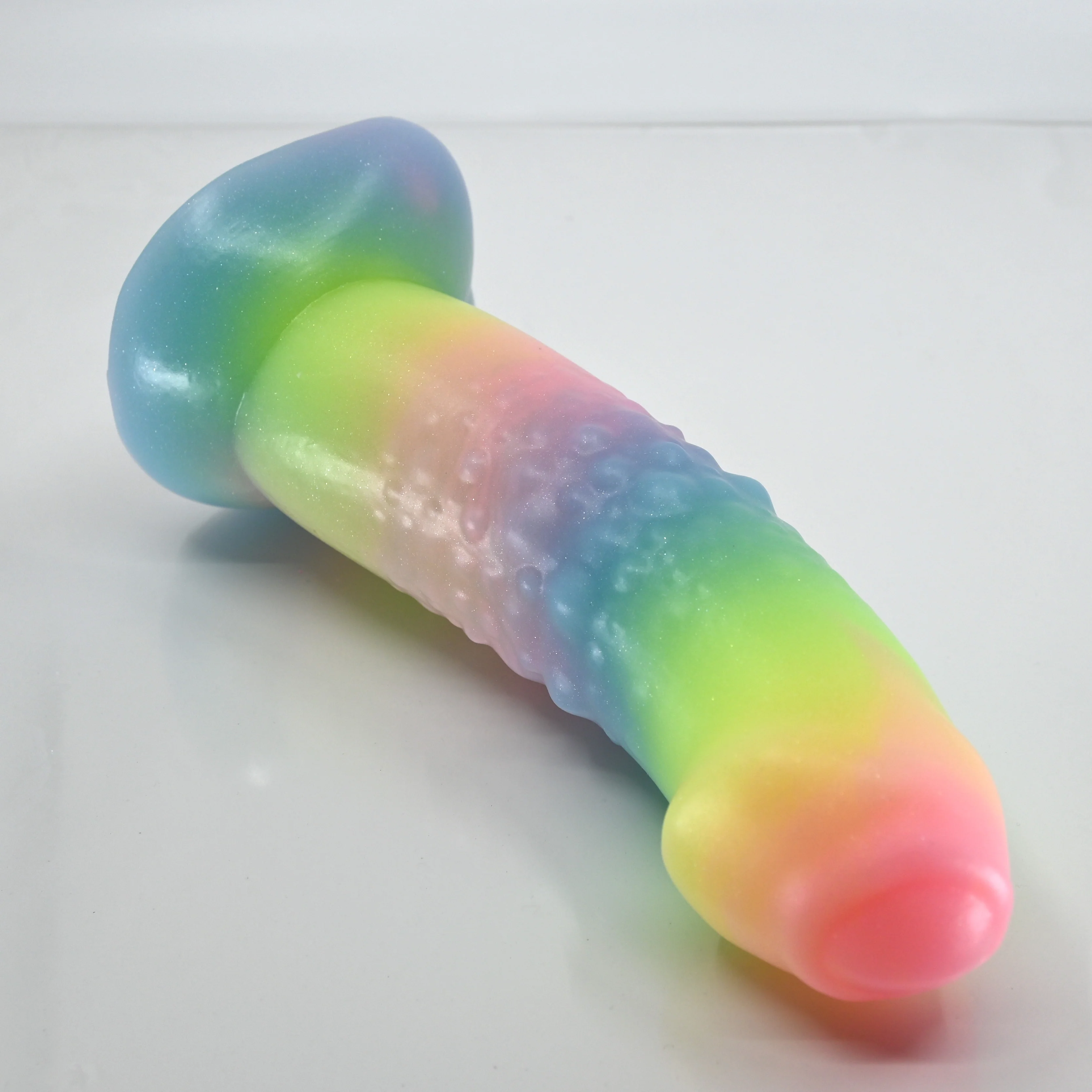 T3MBG01 Titan Medium Medium UV GITD