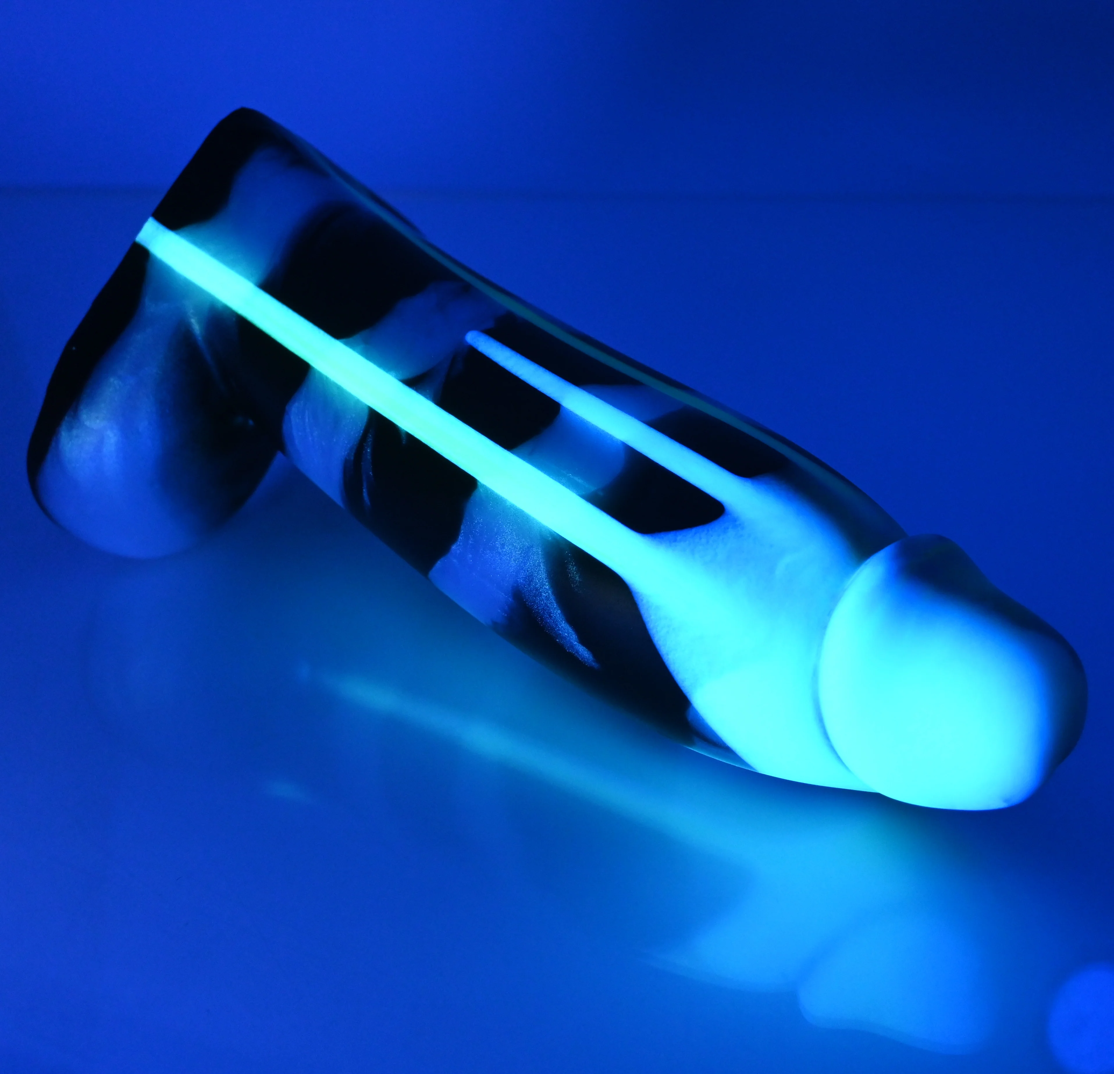 W4SEH34 Tellus Large 0030 UV GITD CS - Image 3