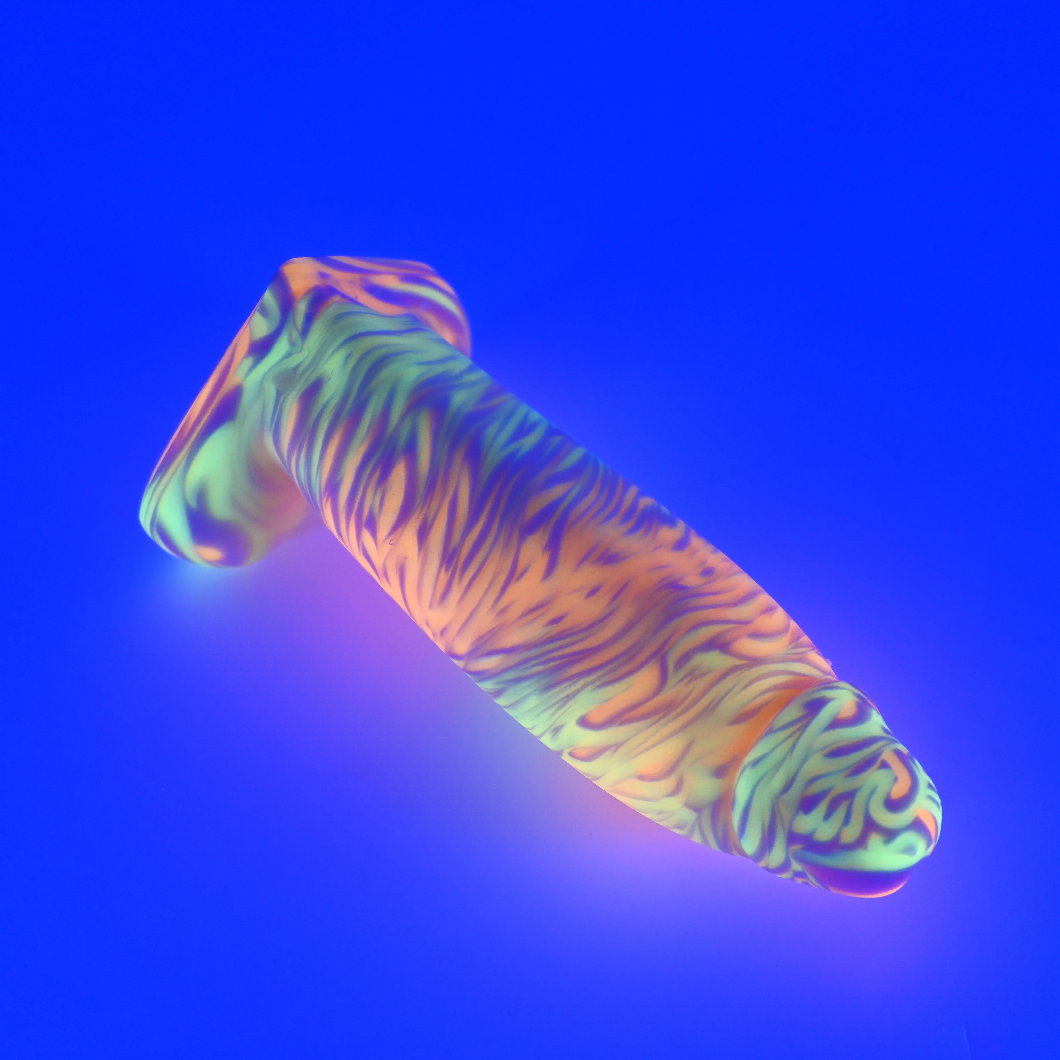W2MHP68 Tellus Small 0050 UV GITD - Image 3