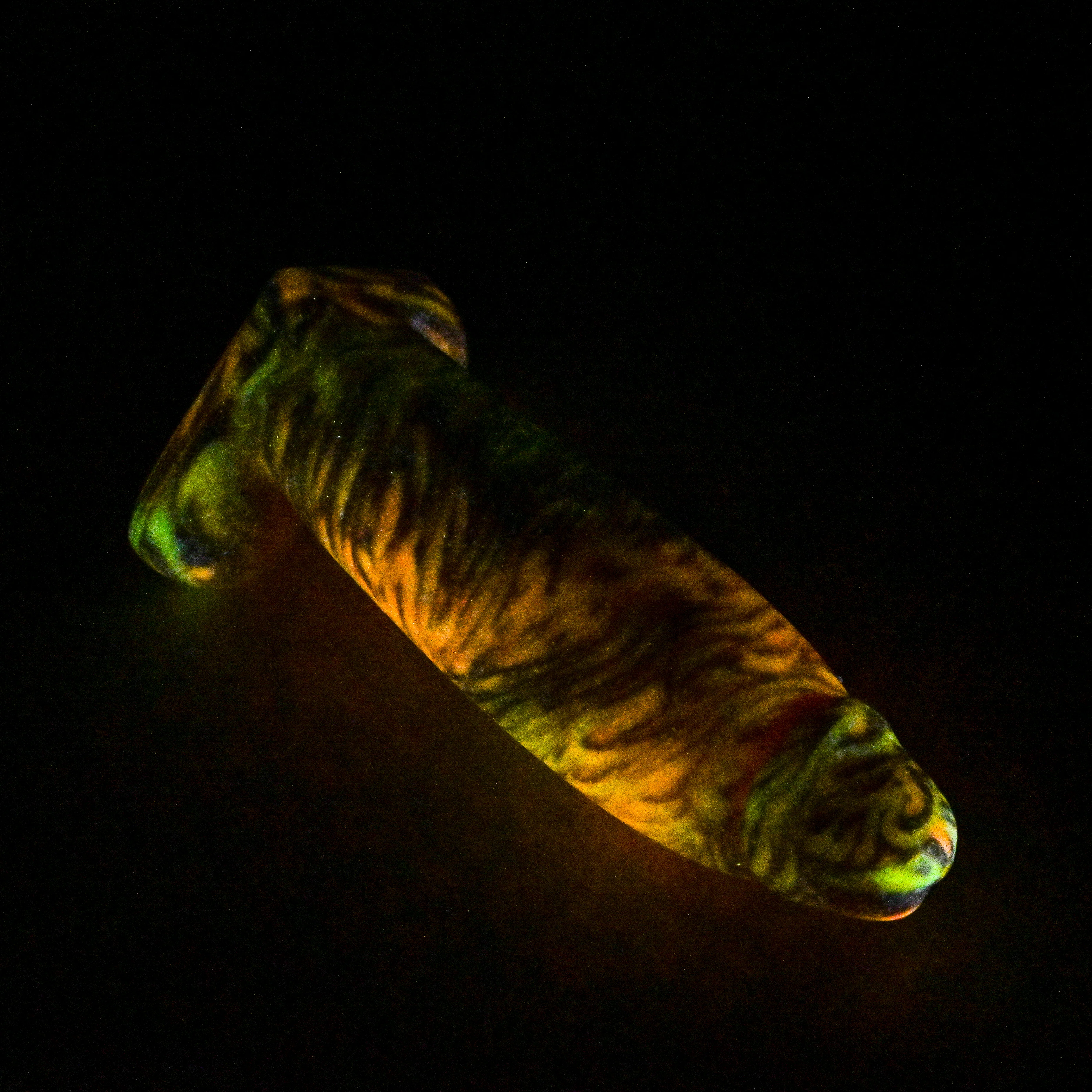 W2MHP68 Tellus Small 0050 UV GITD - Image 4