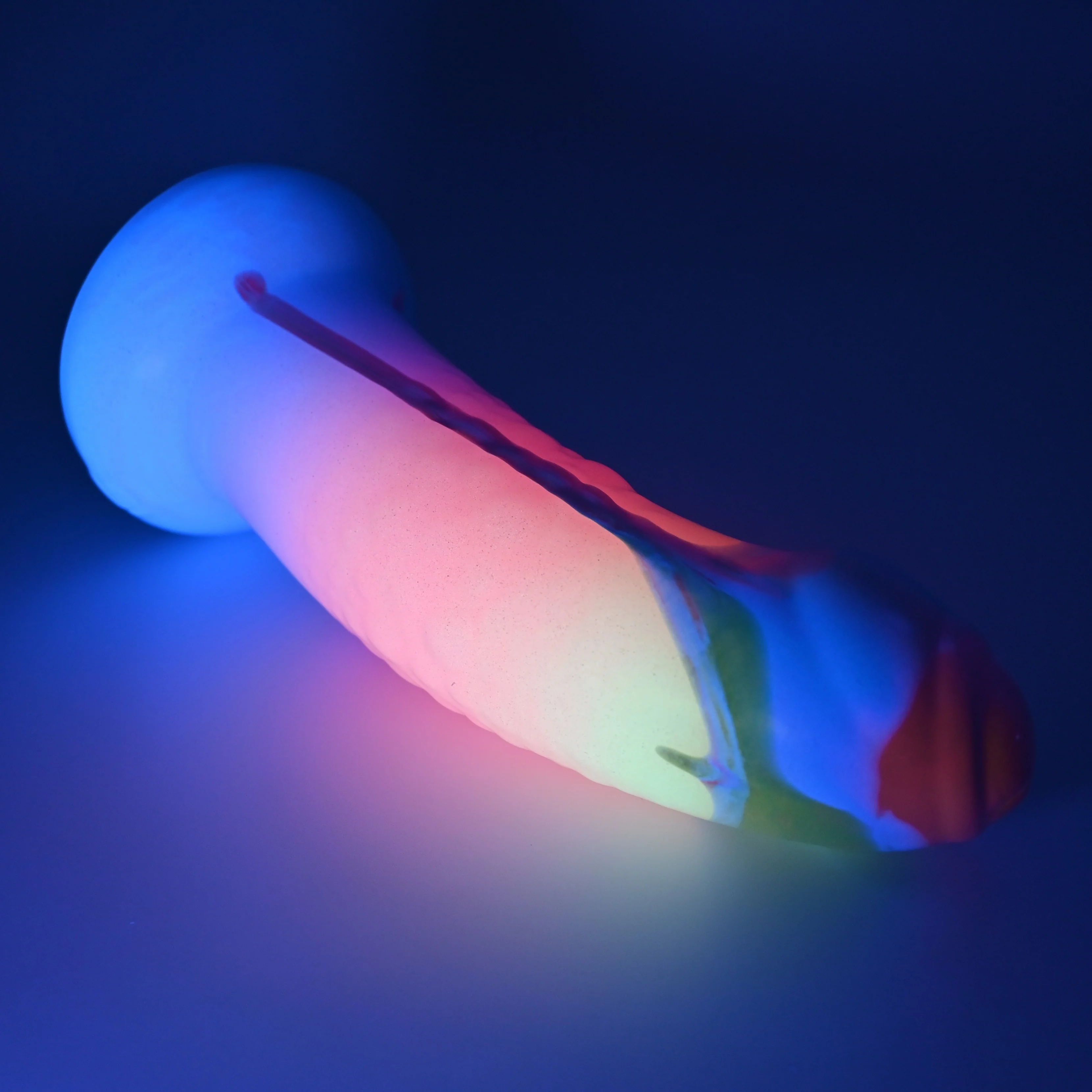 T4SGQ54 Titan Large 0030 UV GITD - Image 3