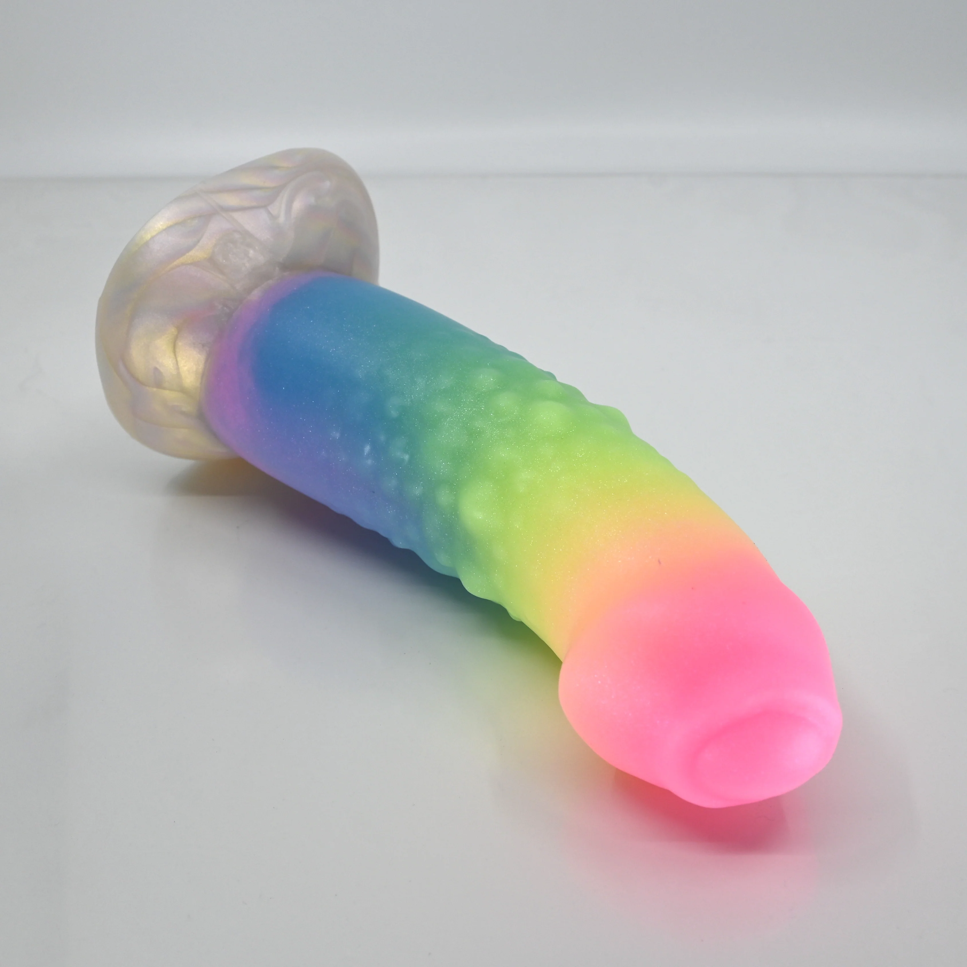 T3MBQ26 Titan Medium 0050 UV GITD