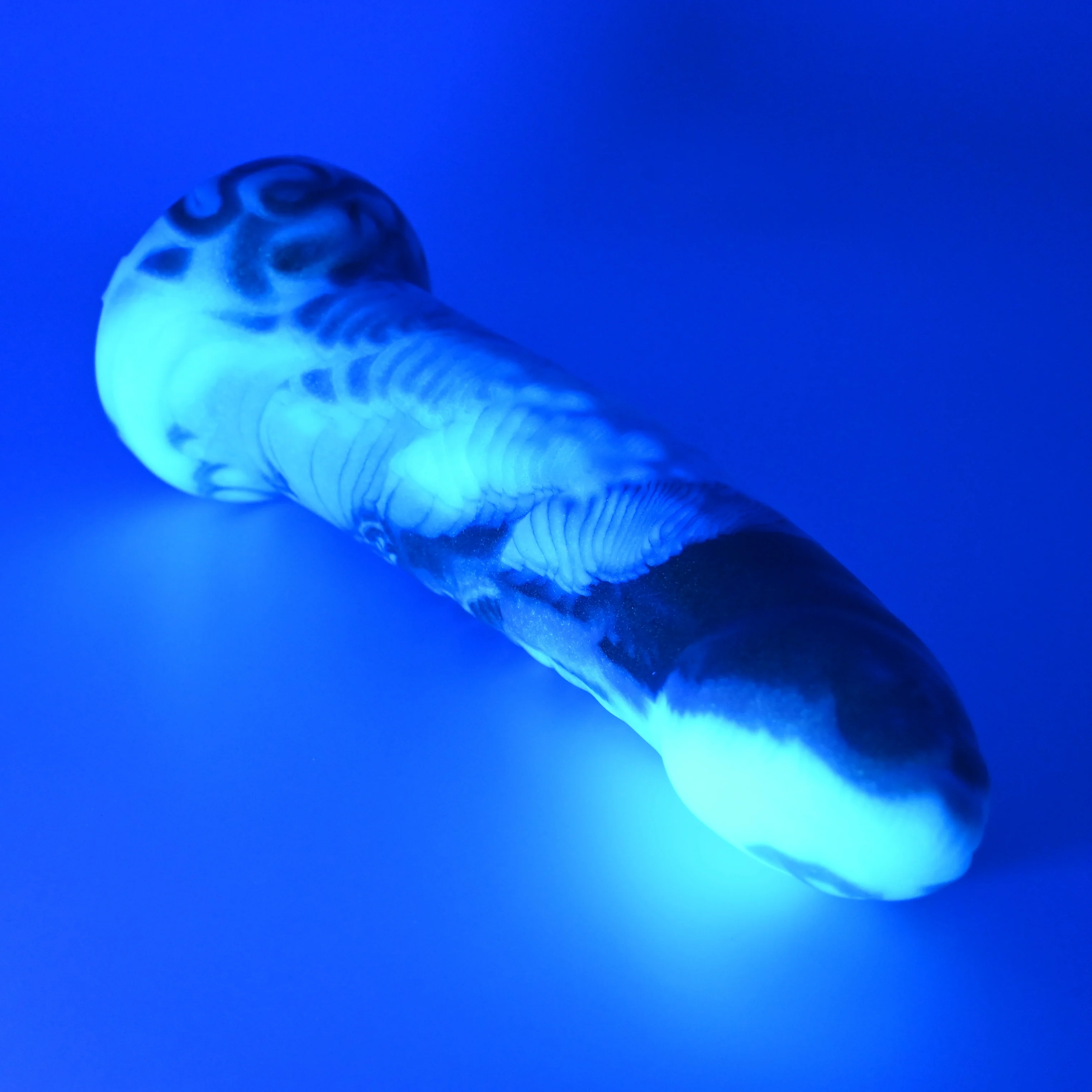 T3MGV74u Titan Medium 0050 UV GITD - Image 3