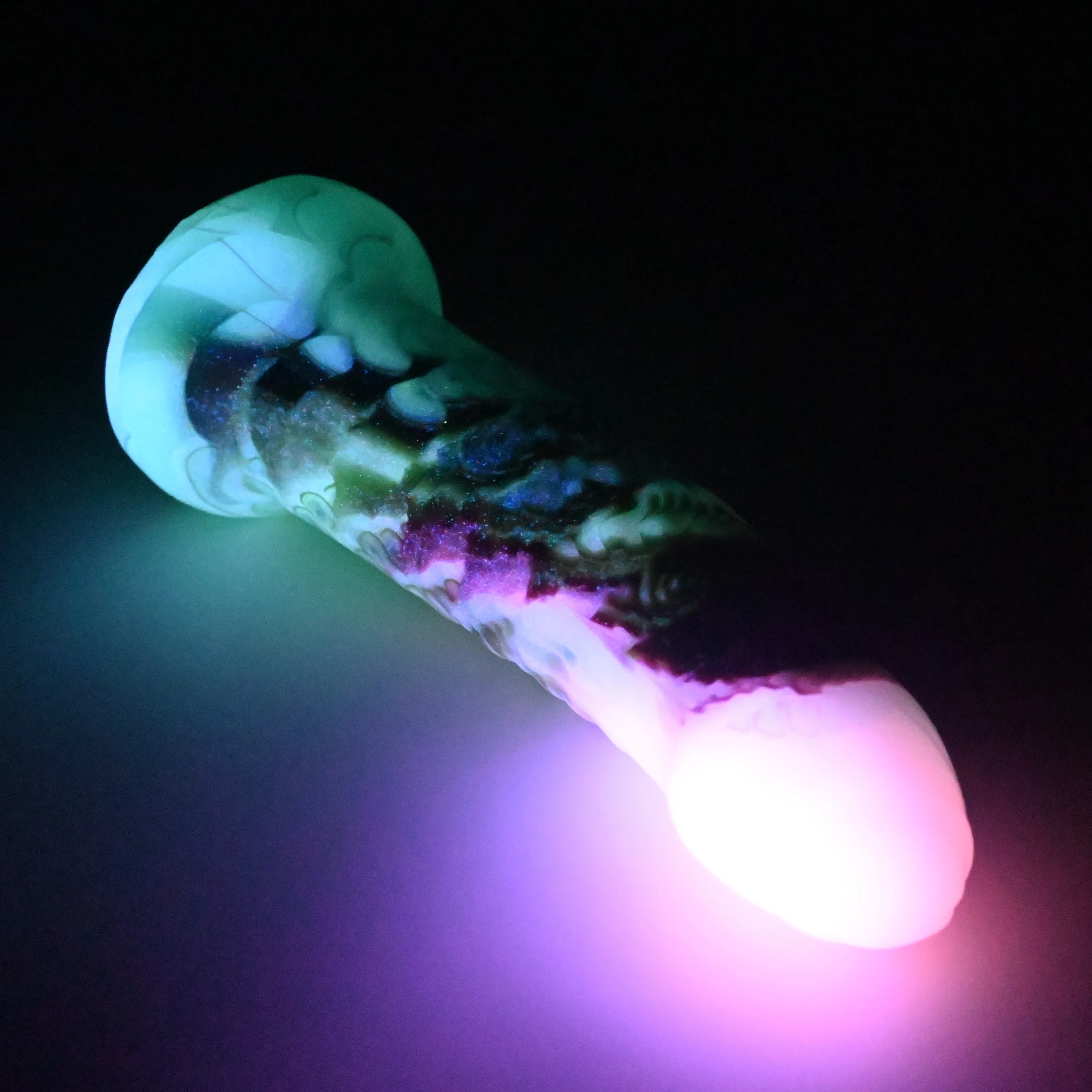 T3MGX18u Titan Medium 0050 UV GITD GHU - Image 4