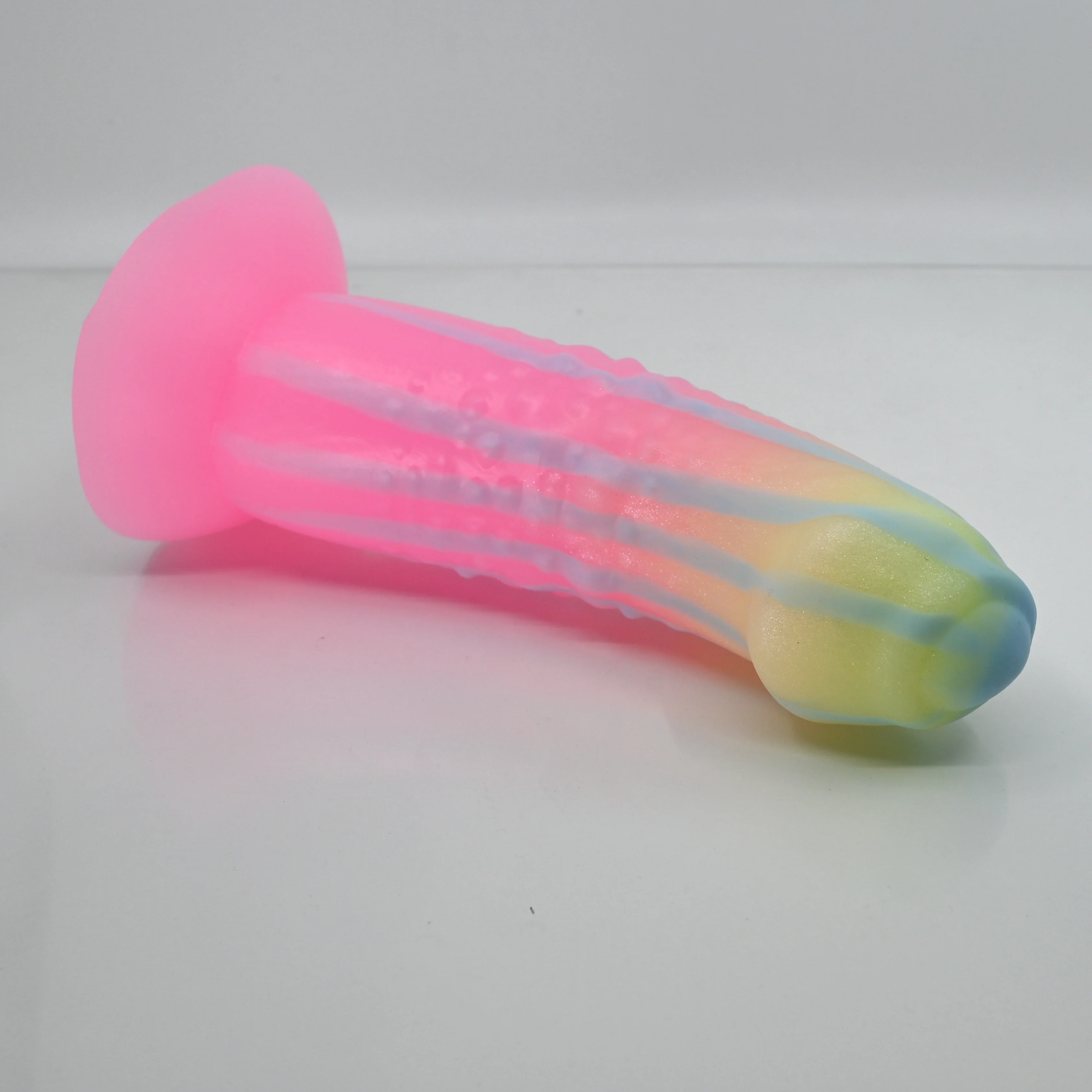 T3SCR76 Titan Medium 0030 UV GITD