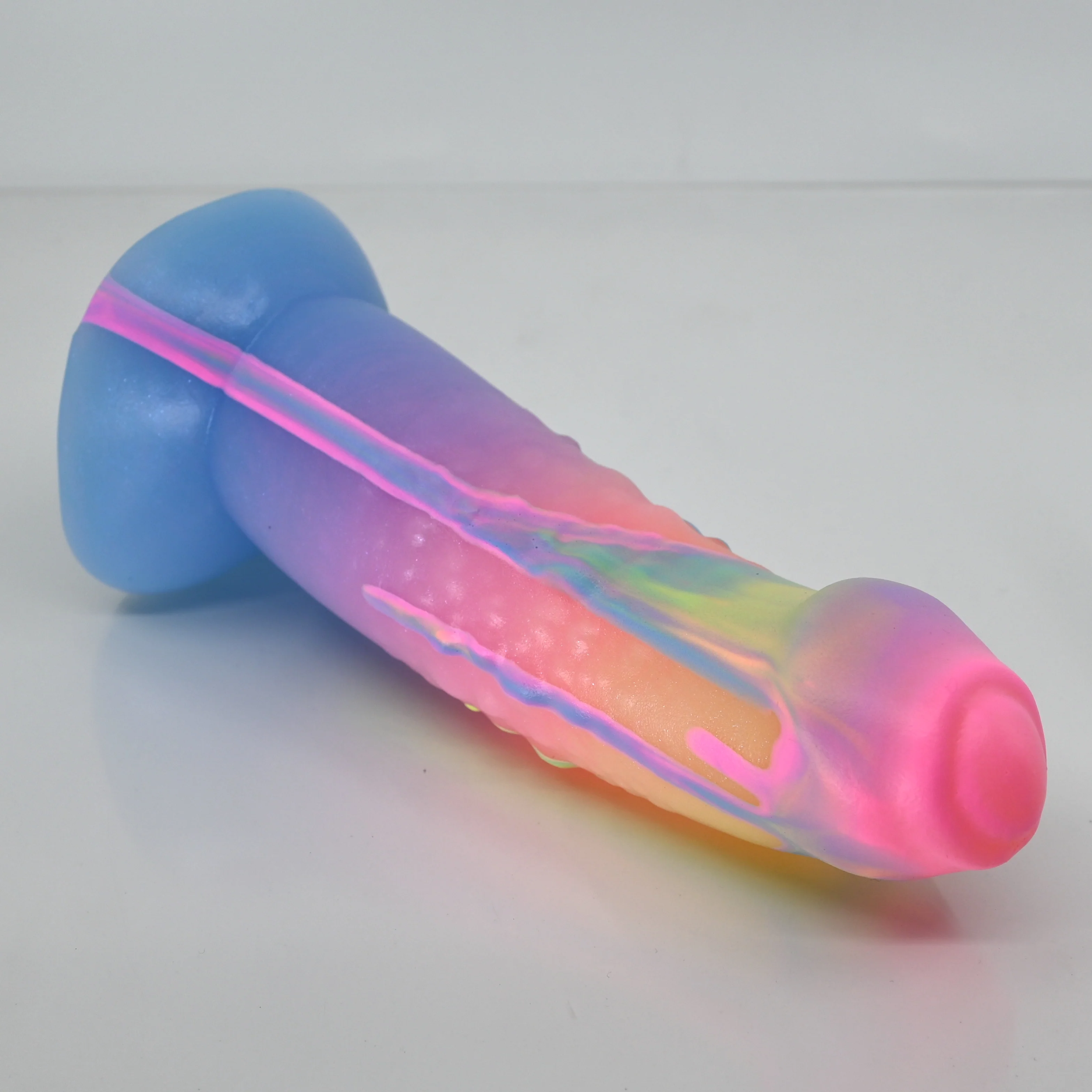 T2MEE96 Titan Small 0050 UV GITD