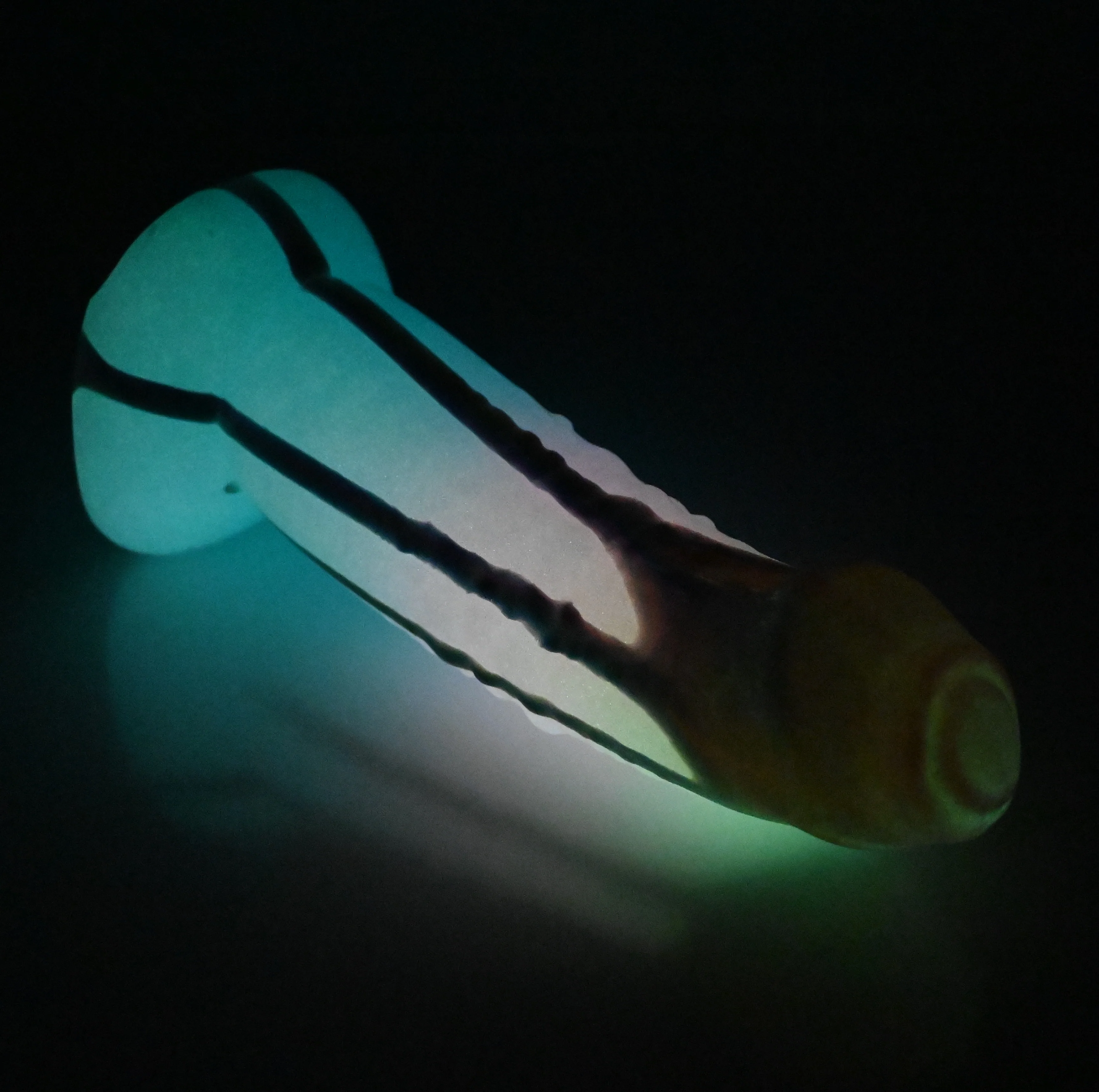 T2MEL84 Titan Small 0050 UV GITD - Image 4