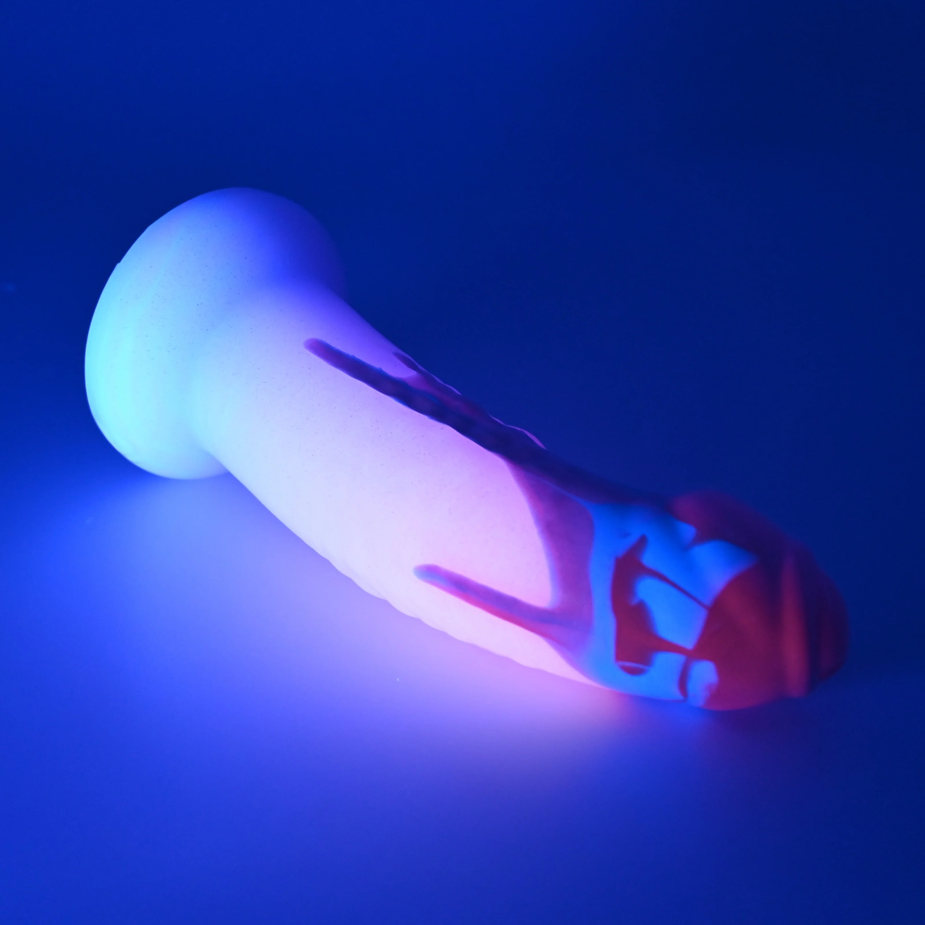 T2MGU07 Titan Small 0050 UV GITD - Image 3