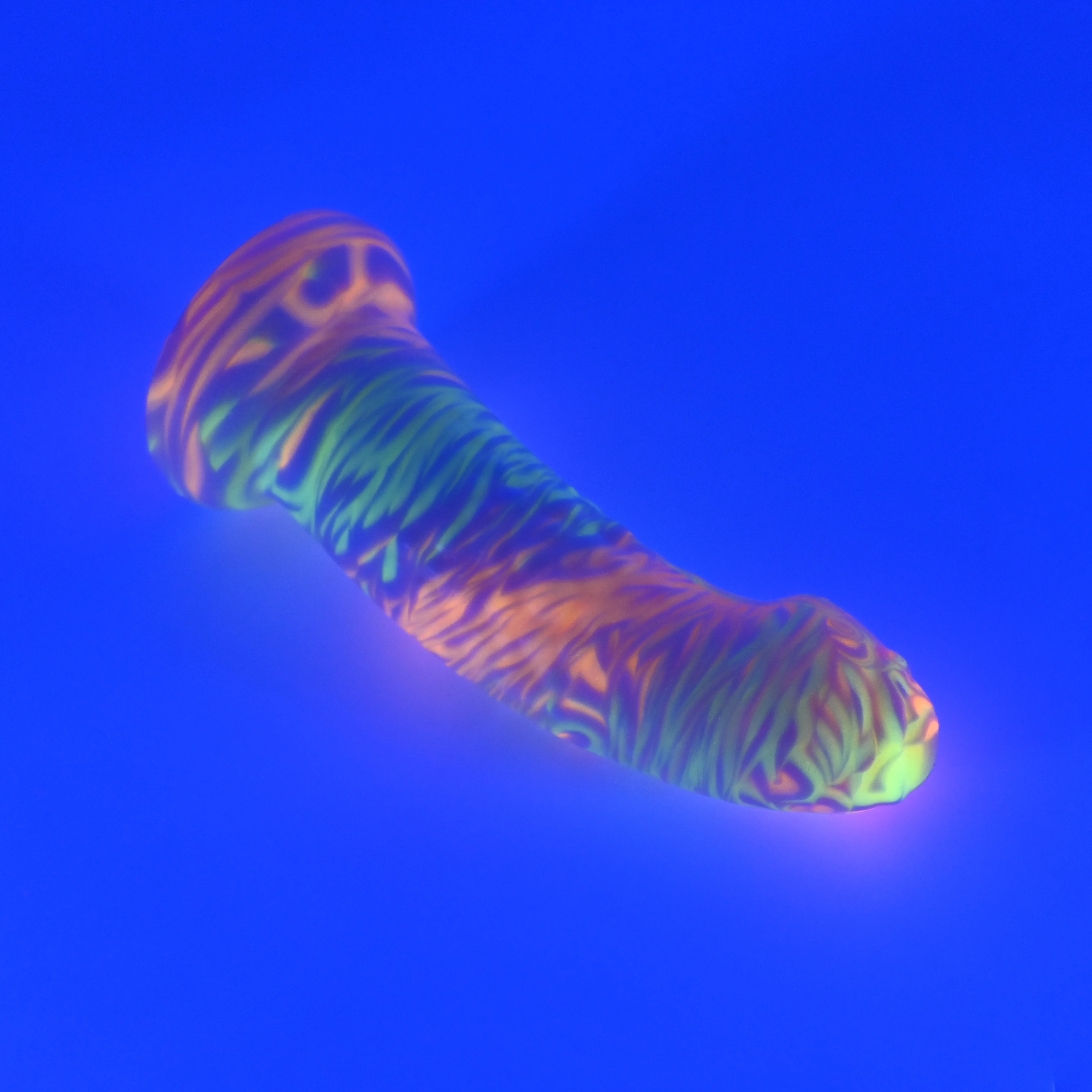 T2MHP41 Titan Small 0050 UV GITD - Image 3