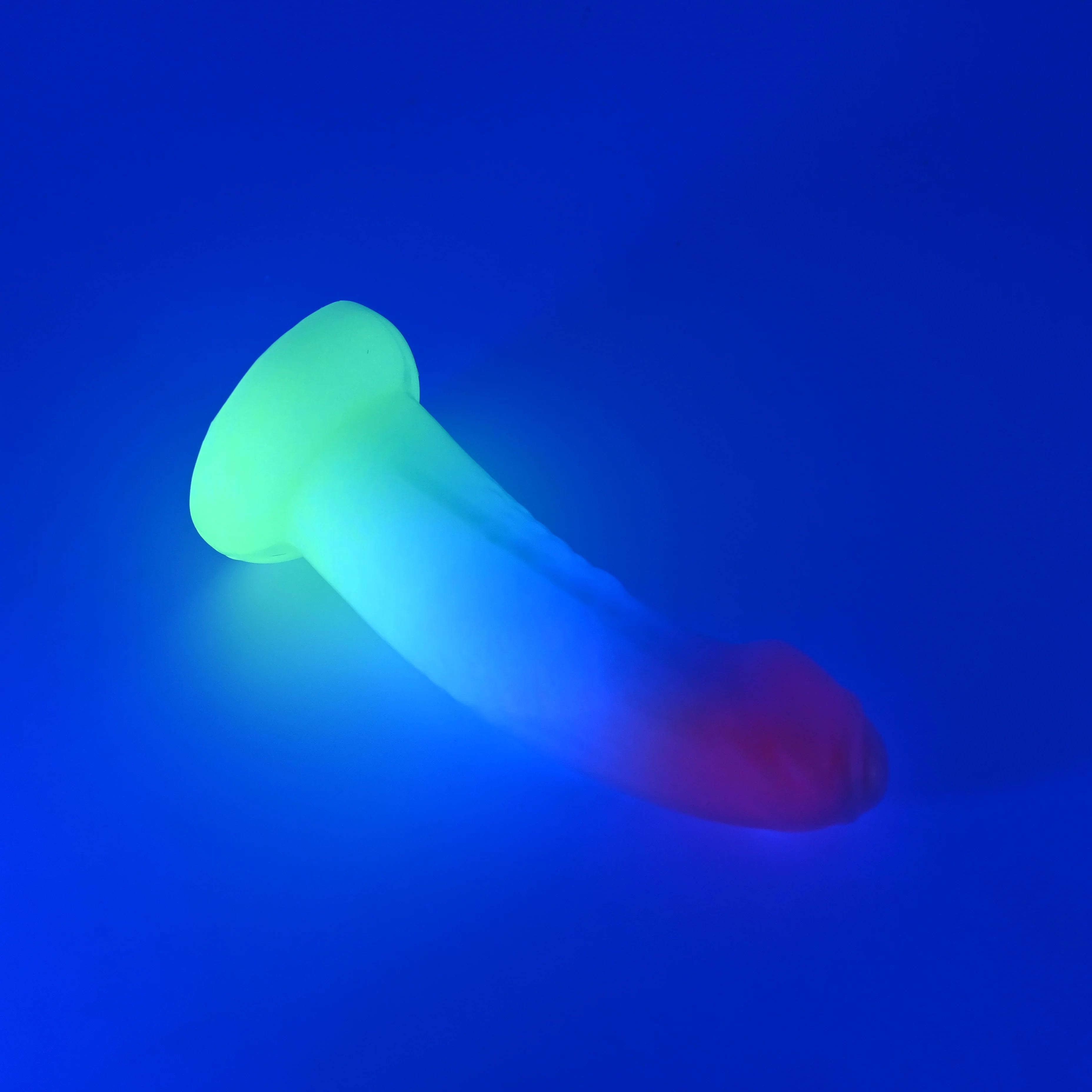 T2MKC06 Titan Small 0050 UV GITD CS - Image 3