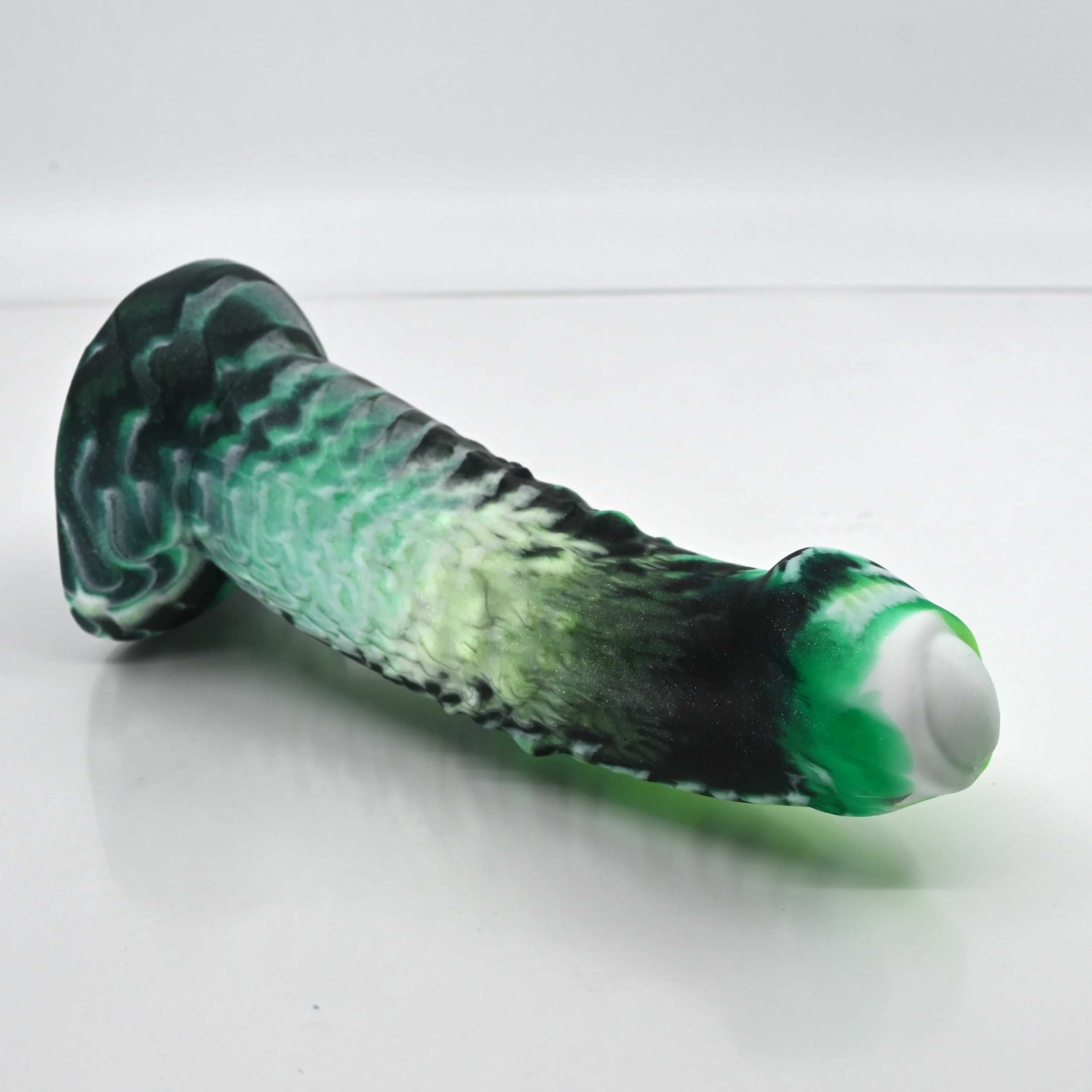 T2MCF73 Titan Small 0050 UV GITD - Image 2