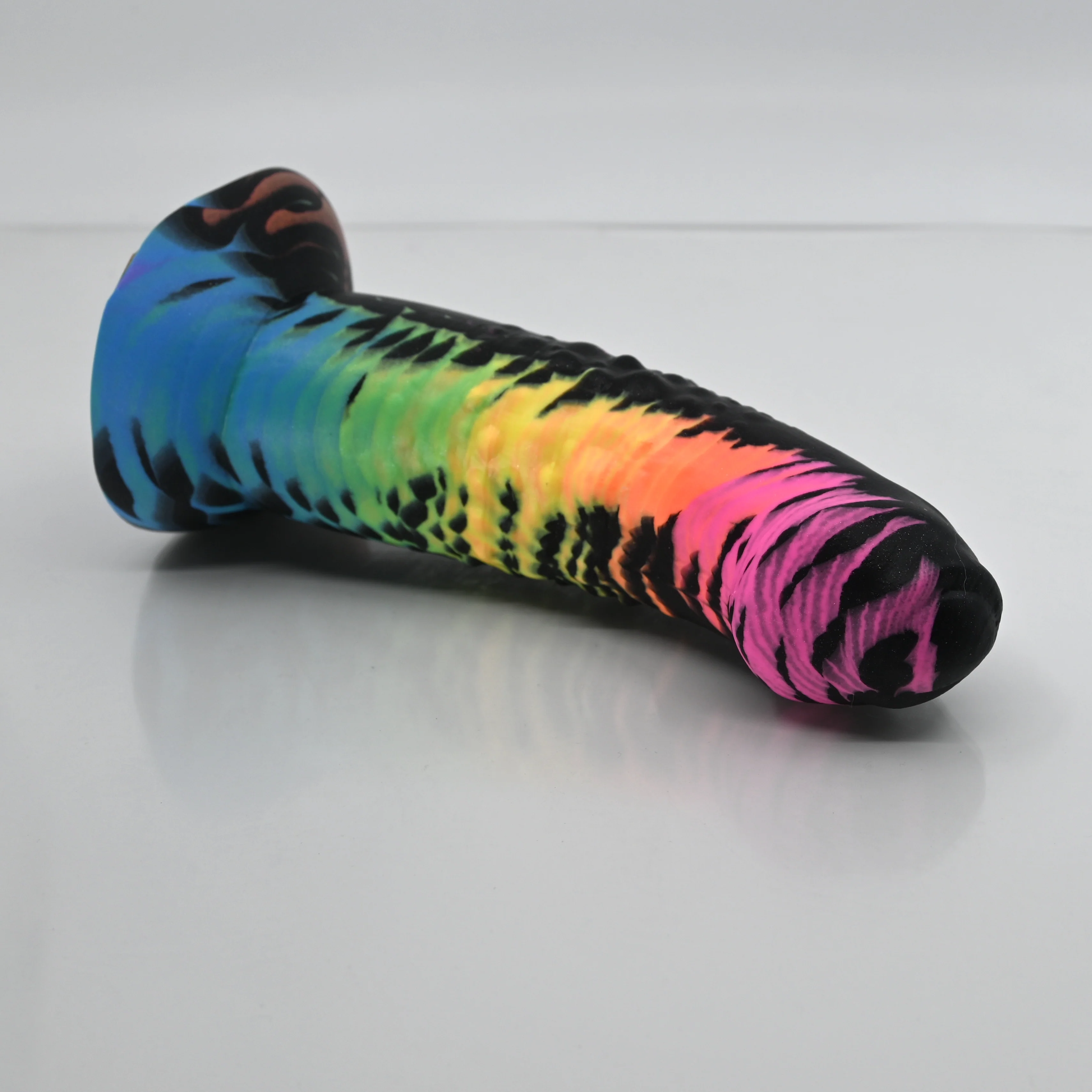 T2SCQ59 Titan Small 0030 UV GITD