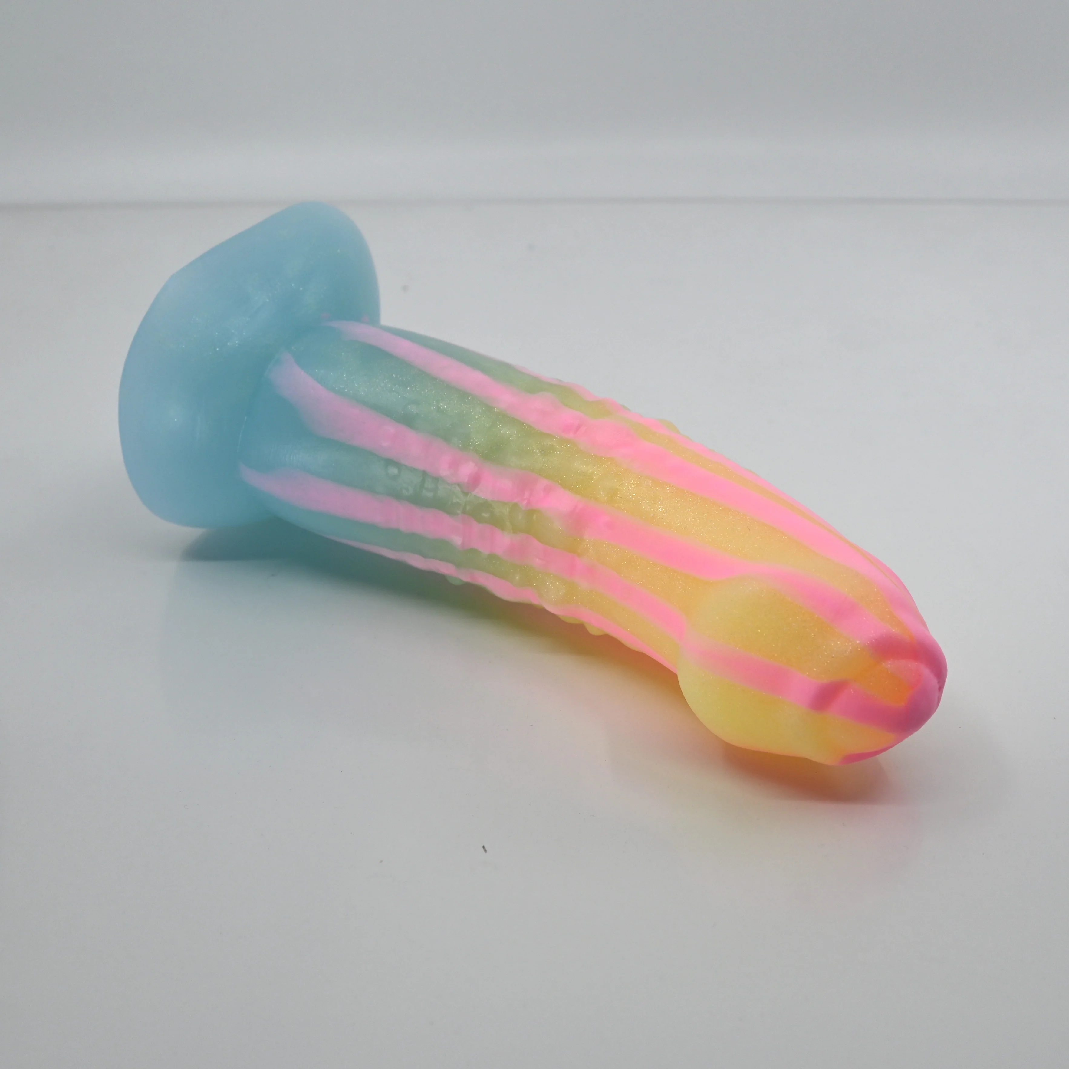 T2SCR81 Titan Small 0030 UV GITD