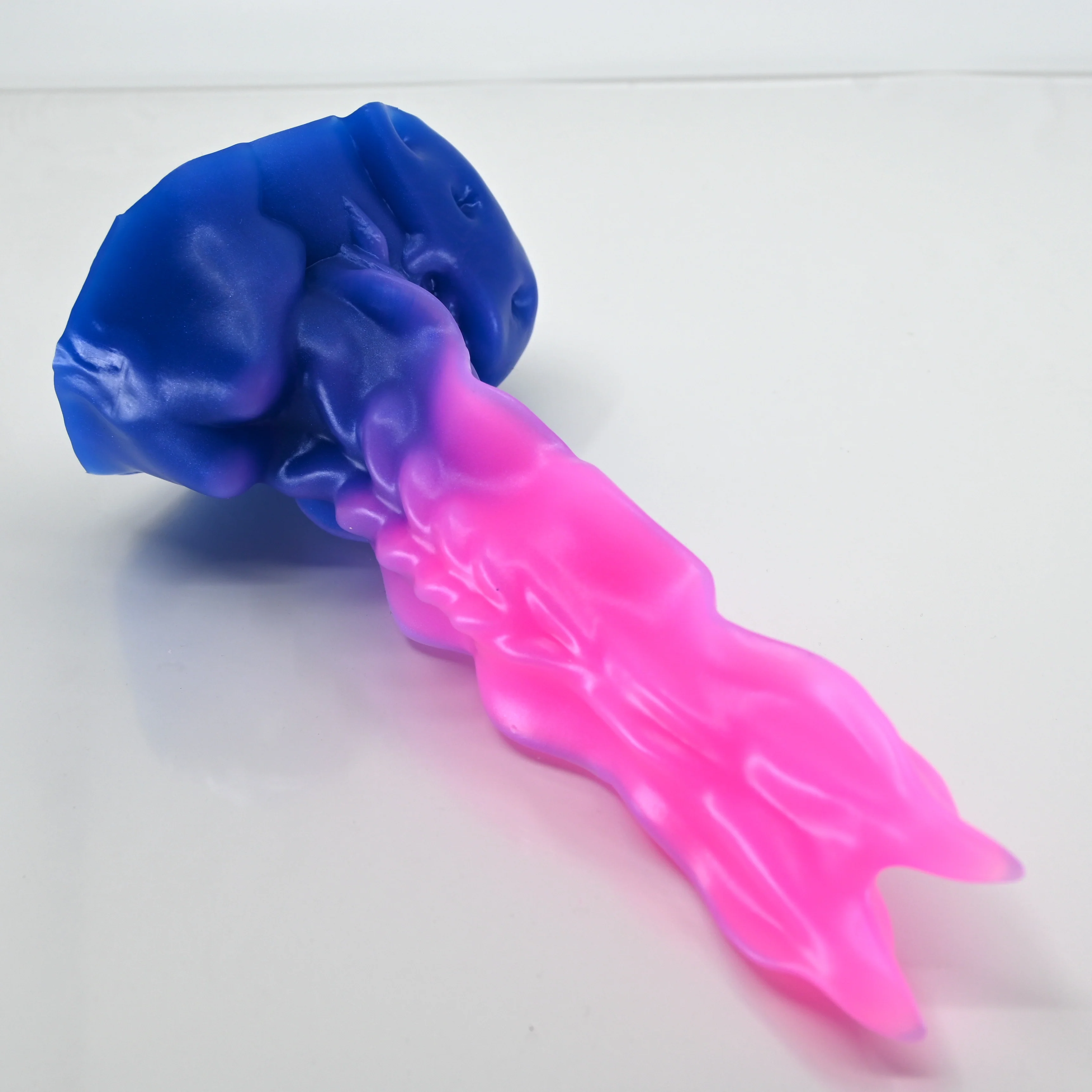 V2SBF13 Snark's Maw Small Soft UV - Image 2
