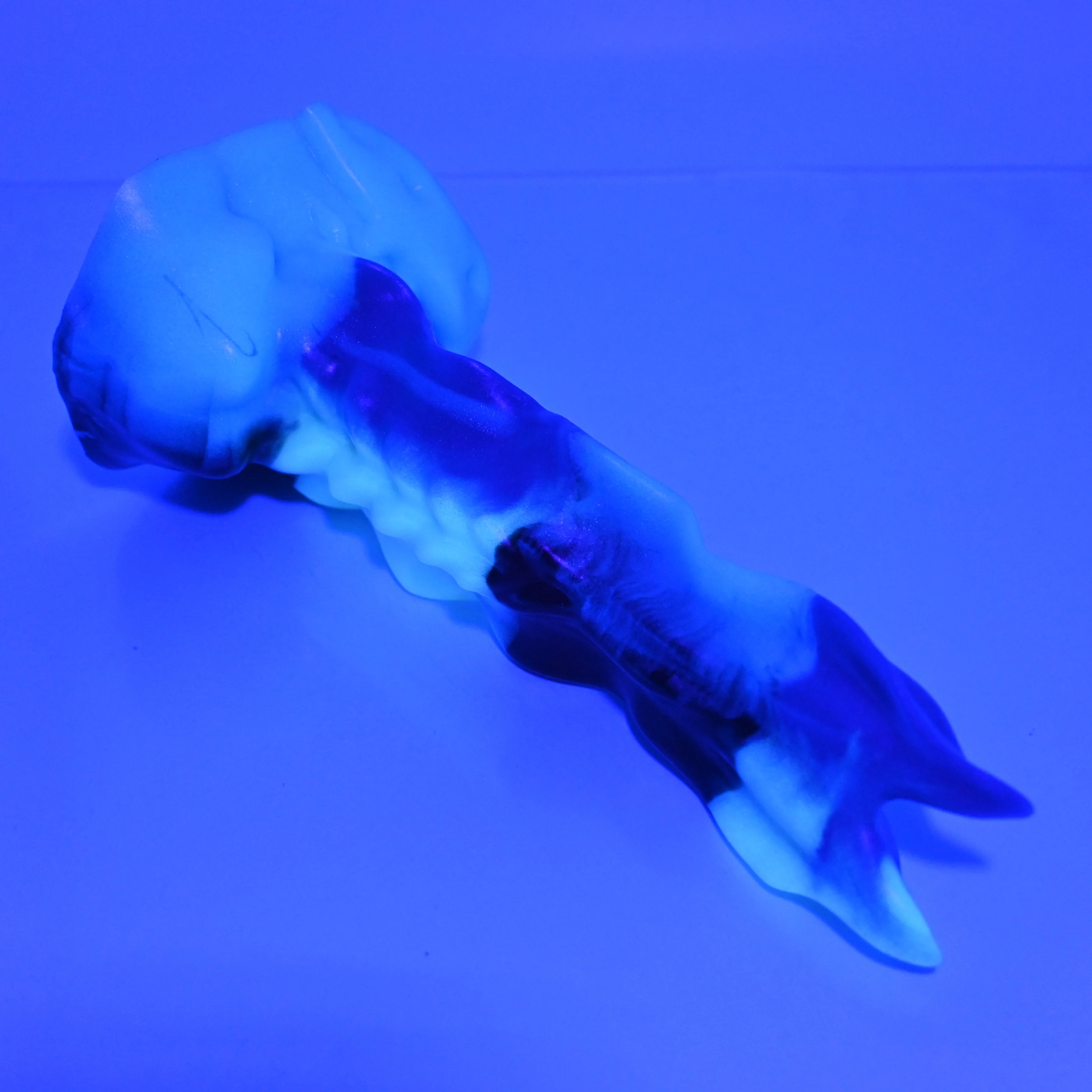 V3MBF25 Snark's Medium Medium UV GITD - Image 3