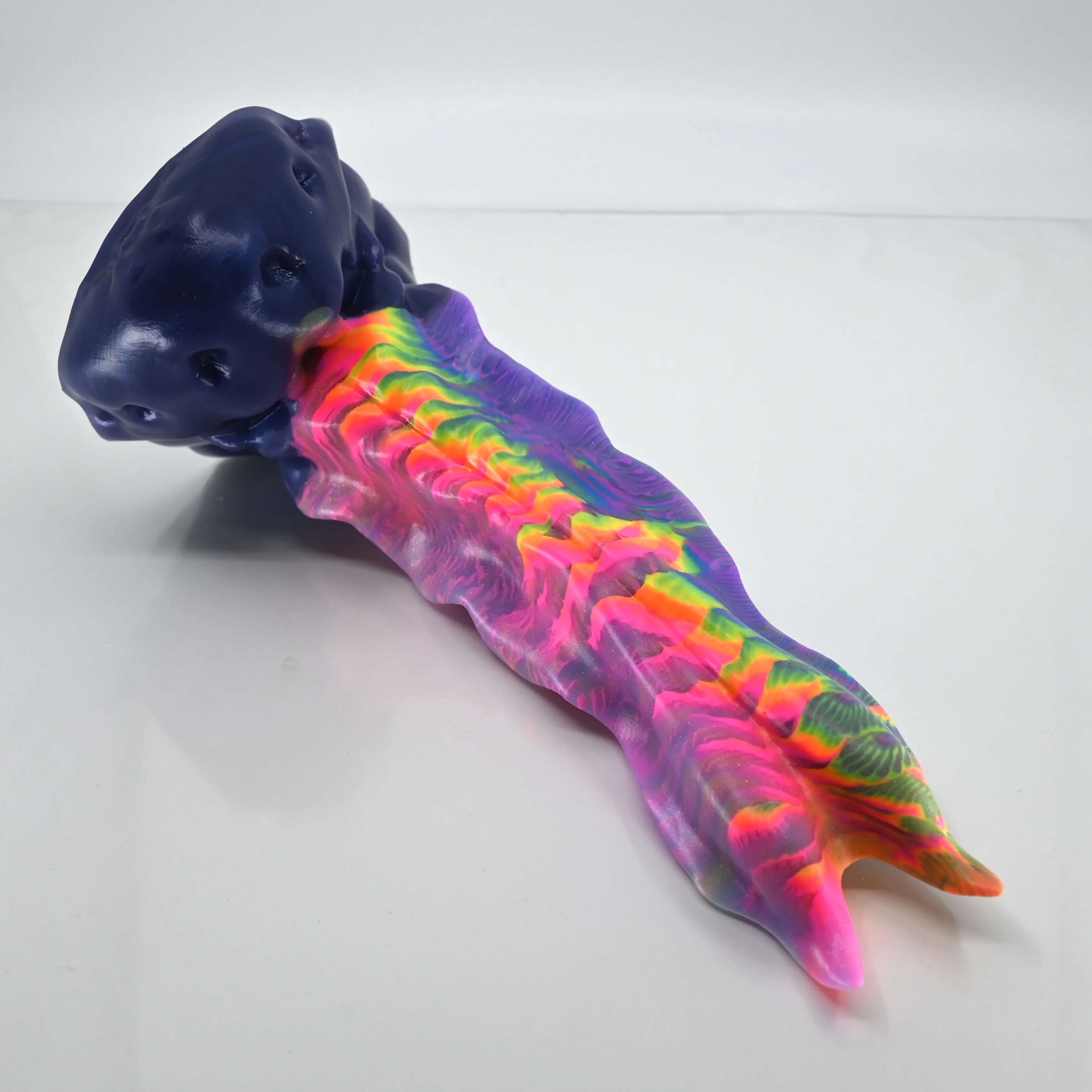 V3SBH50 Snark's Maw Medium Soft UV GITD