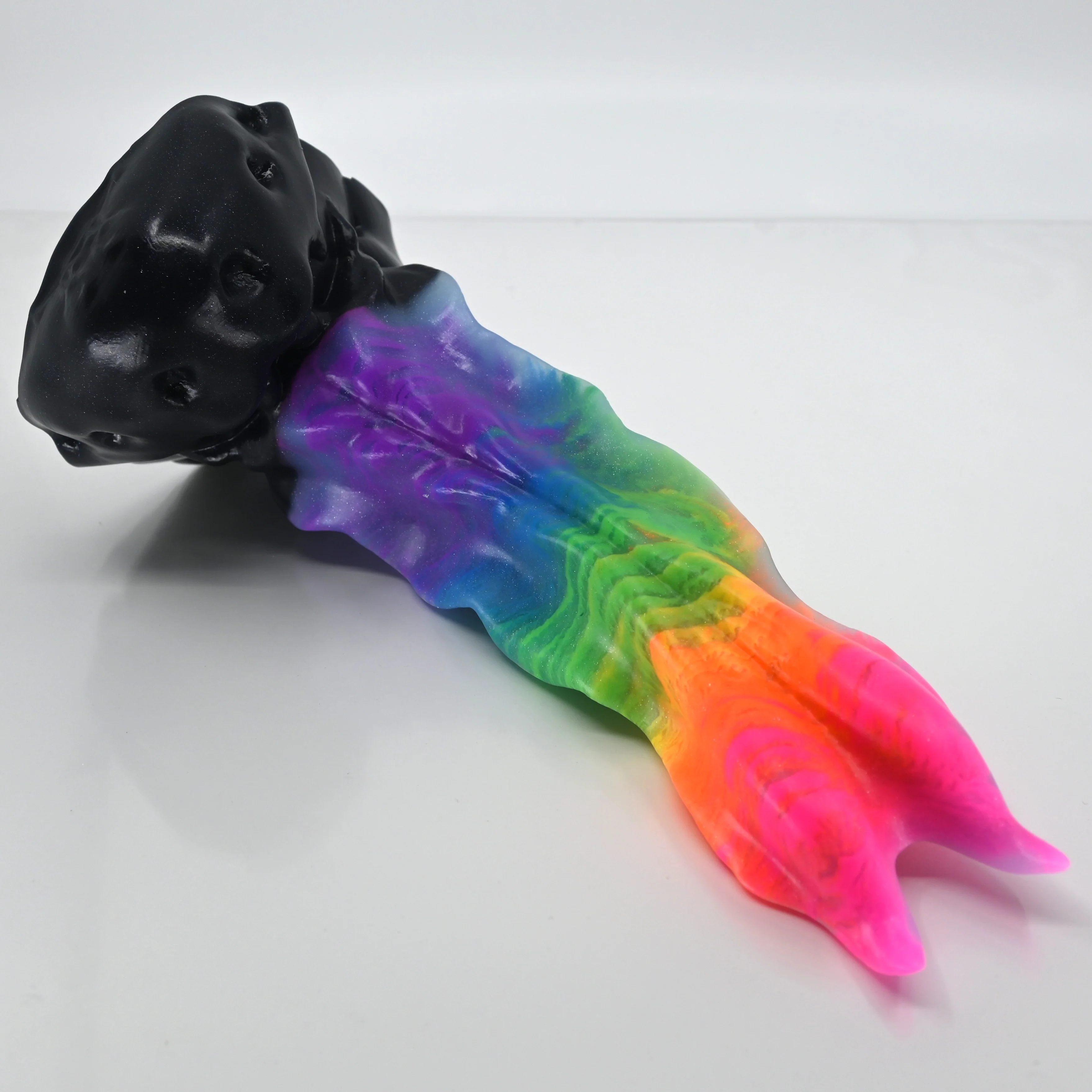 V3SBK93 Snark's Maw Medium 0030 UV GITD